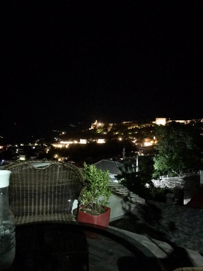 Vila Eri Gjirokastër Екстериор снимка
