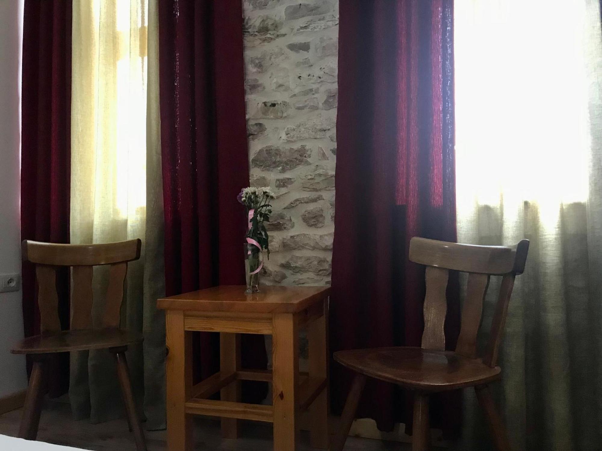 Vila Eri Gjirokastër Екстериор снимка