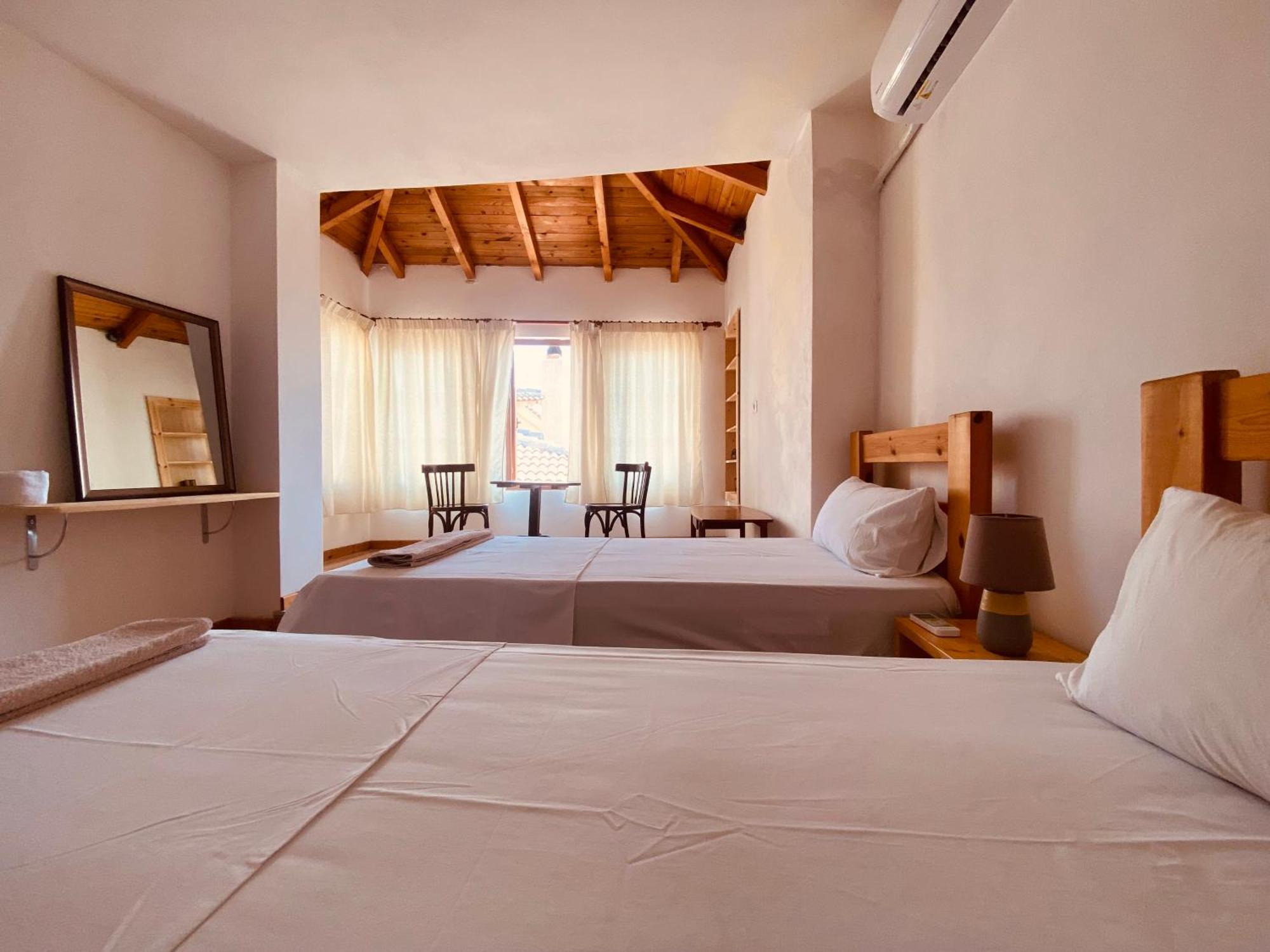 Vila Eri Gjirokastër Екстериор снимка