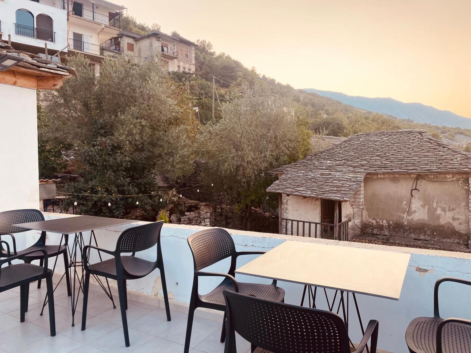 Vila Eri Gjirokastër Екстериор снимка