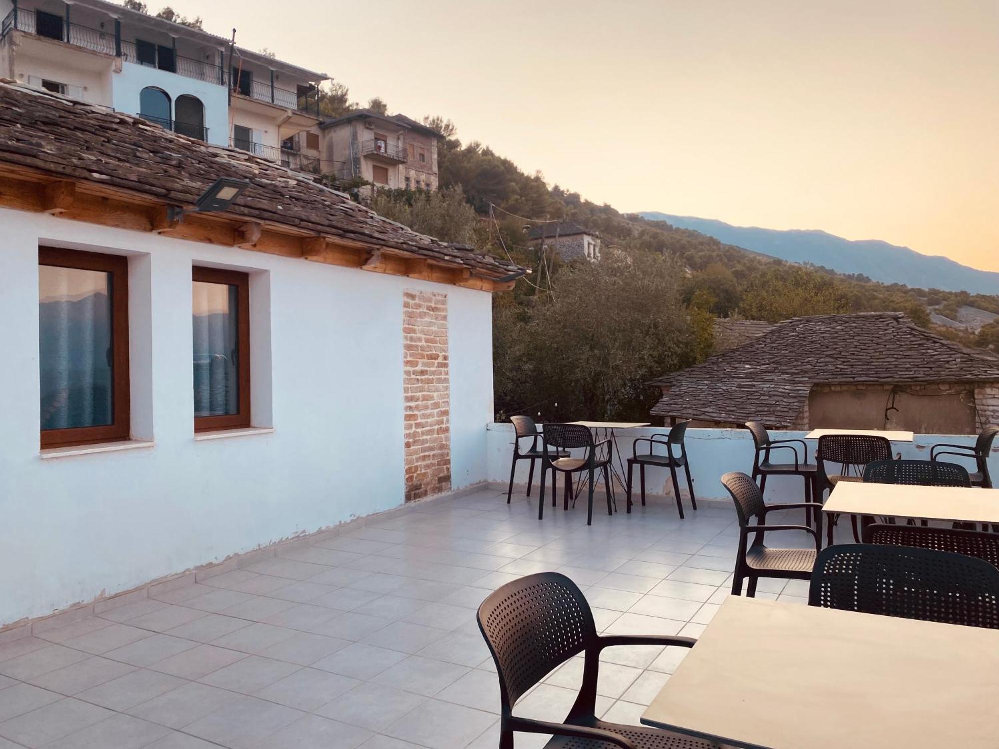 Vila Eri Gjirokastër Екстериор снимка